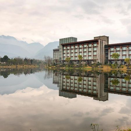 Le Meridien Emei Mountain Resort Emeishan Exterior photo