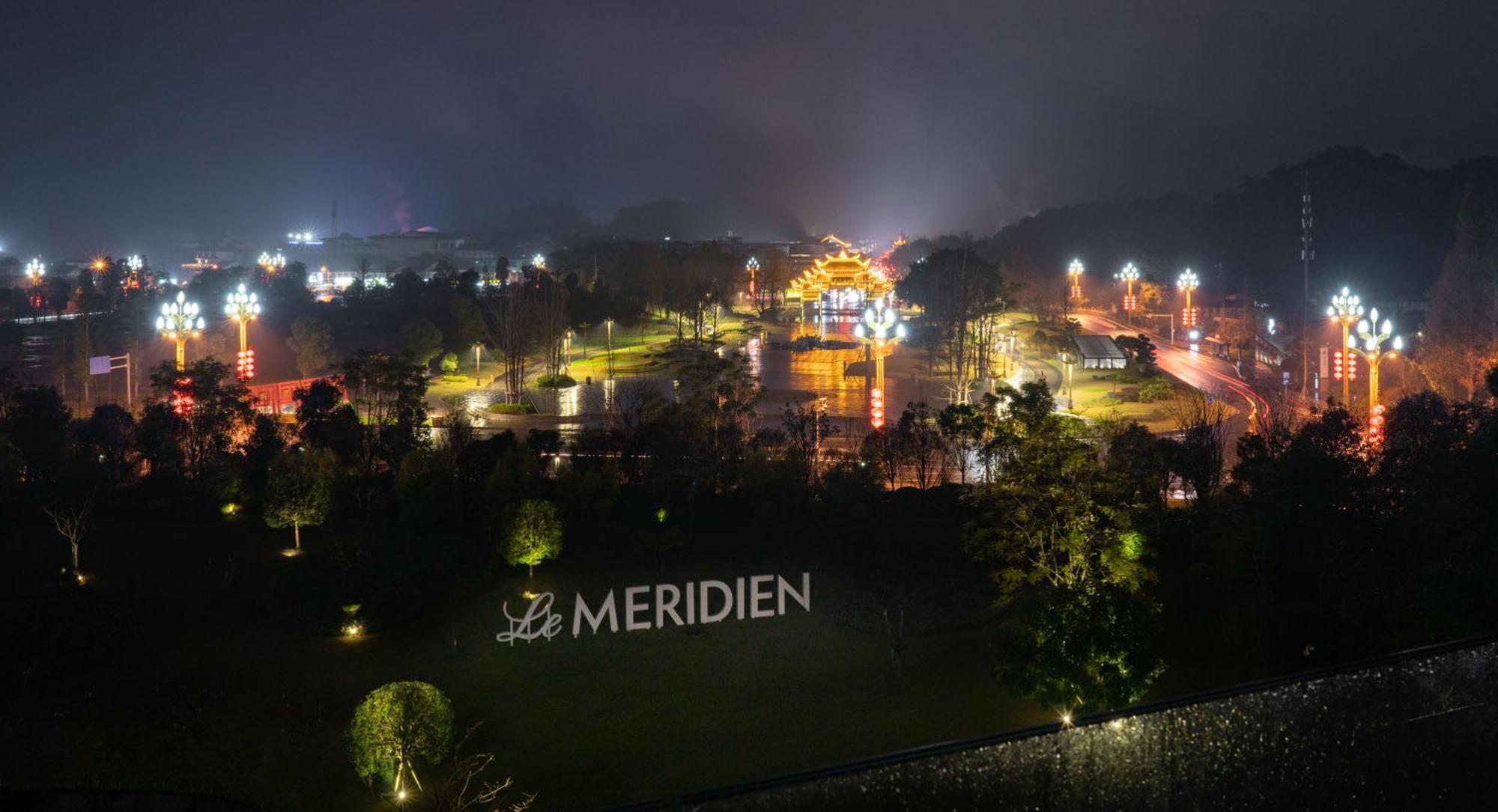 Le Meridien Emei Mountain Resort Emeishan Exterior photo