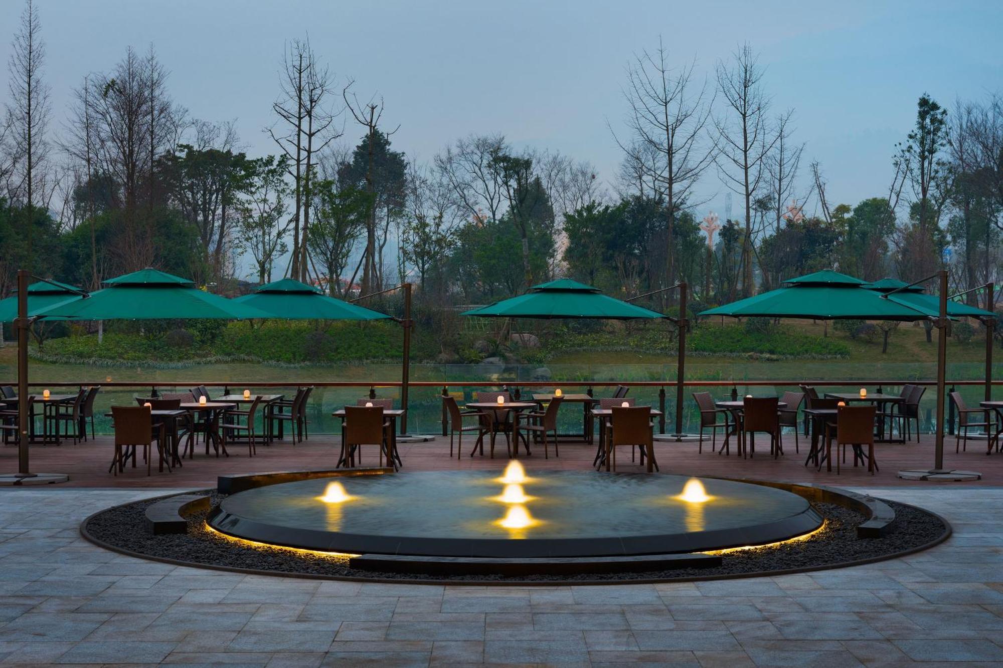 Le Meridien Emei Mountain Resort Emeishan Exterior photo