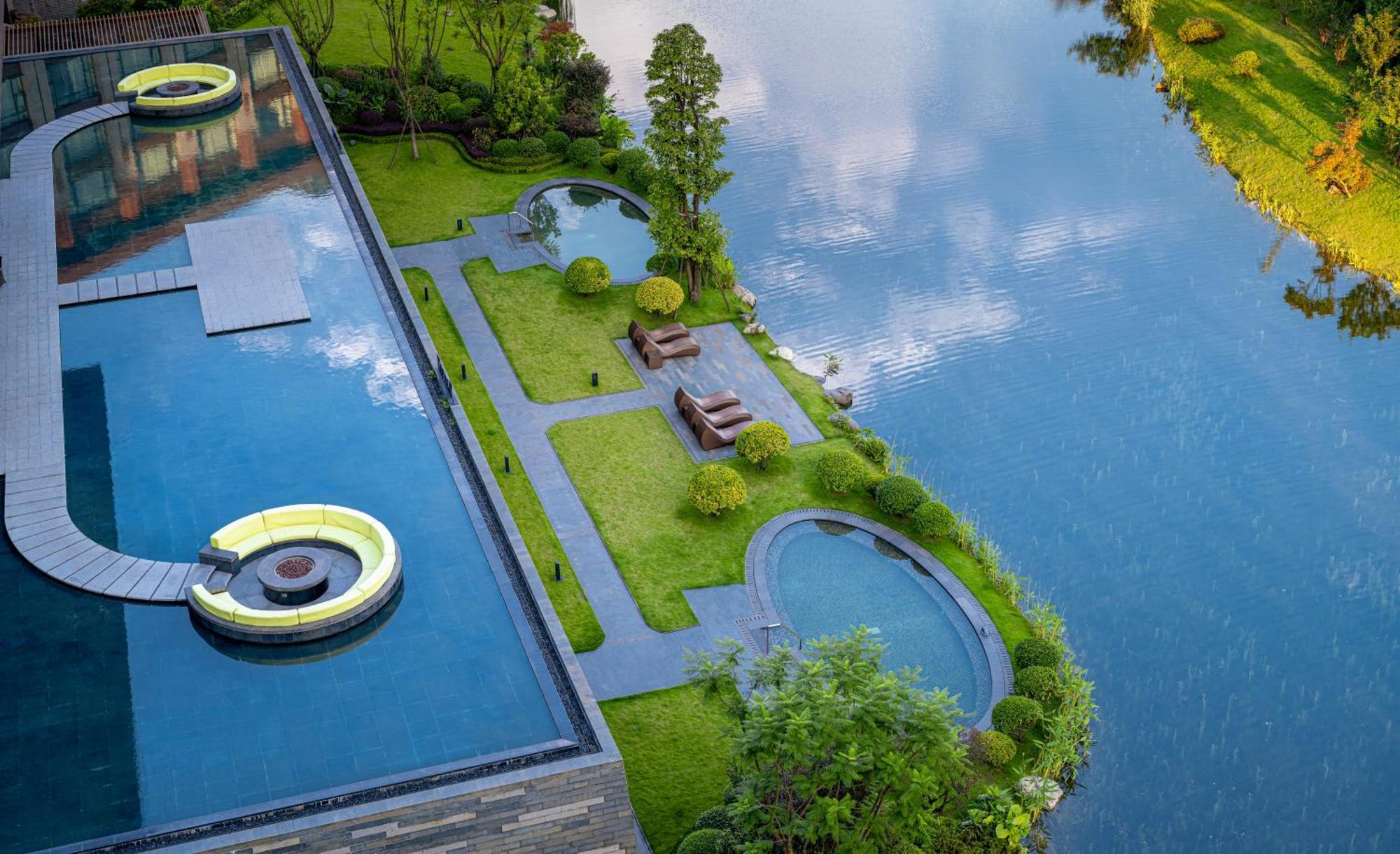 Le Meridien Emei Mountain Resort Emeishan Exterior photo